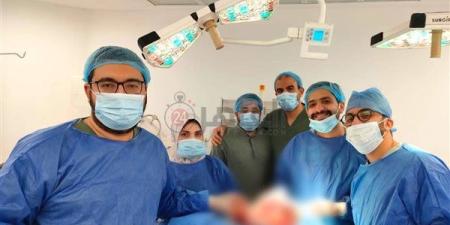 إنجاز
      طبي
      بمستشفى
      القصاصين
      التخصصي..
      نجاح
      أول
      جراحة
      لاستئصال
      ورم
      بالغدة
      النكافية - نجد الاخبارية