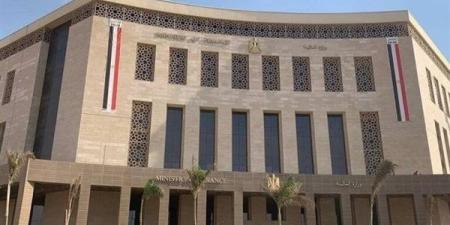 بعد
      حريق
      سنترال
      رمسيس..
      المالية
      توجه
      بالتحصيل
      النقدي
      فورا
      حال
      تعطل
      خدمات
      الإنترنت
      والاتصالات|
      مستند - نجد الاخبارية