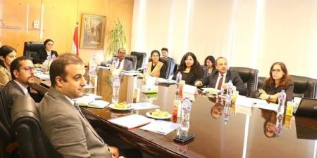 انعقاد
      الجلسة
      الأولى
      للجنة
      التسيير
      لمشروع
      "دعم
      وتطوير
      القطاع
      الخاص
      فى
      مصر"
      الممول
      من
      الحكومة
      الإيطالية - نجد الاخبارية
