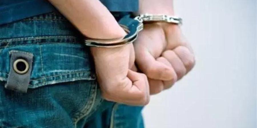 حبس
      السائق
      المتهم
      بدهس
      شخصين
      وإصابة
      آخرين
      من
      أسرة
      واحدة
      في
      حادث
      المقطم - نجد الاخبارية