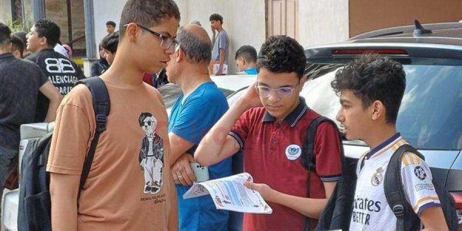 اليوم..
      طلاب
      الشهادة
      الإعدادية
      بالدقهلية
      يؤدون
      امتحاني
      العلوم
      والكمبيوتر
      في
      ختام
      ماراثون
      الامتحانات - نجد الاخبارية