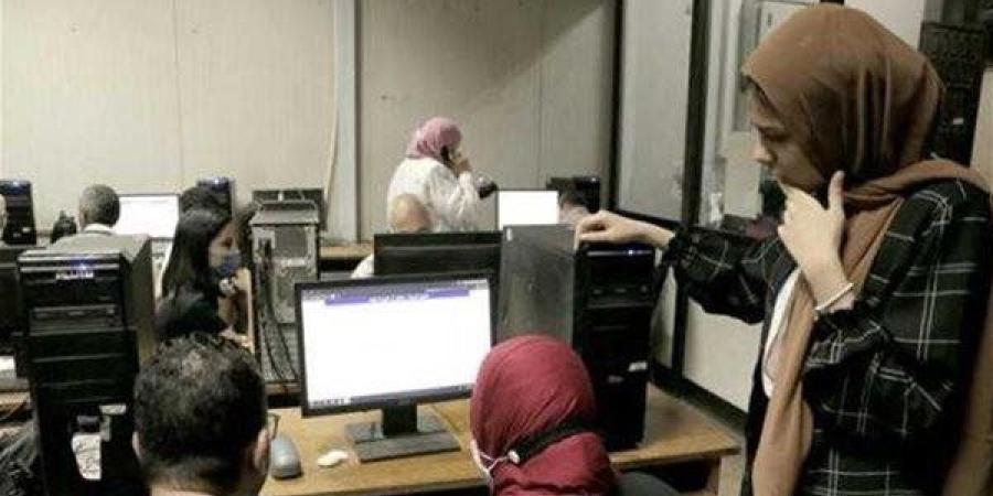 كل
      ما
      تريد
      معرفته
      عن
      مراحل
      التنسيق
      وتحويلات
      تقليل
      الاغتراب
      في
      تنسيق
      الجامعات
      2025 - نجد الاخبارية
