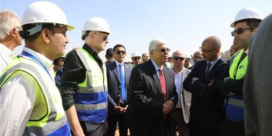 وزير
      التعليم
      العالي:
      إنشاء
      الحرم
      الجامعي
      الجديد
      للجامعة
      الفرنسية
      في
      مصر
      بالشروق
      نقطة
      انطلاق
      جديدة - نجد الاخبارية
