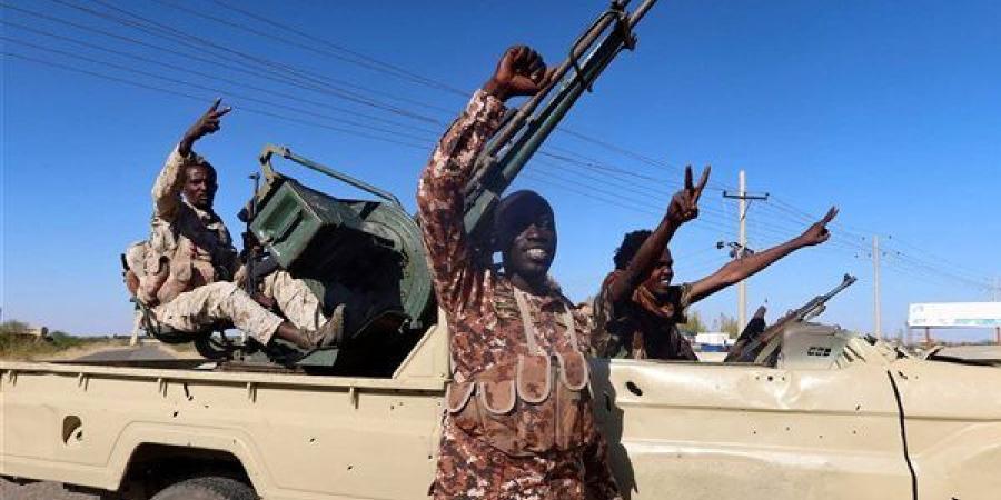 الجيش
      السوداني
      يحبط
      هجوم
      للدعم
      السريع
      على
      الفاشر
      ويدمر
      16
      مركبة
      عسكرية - نجد الاخبارية