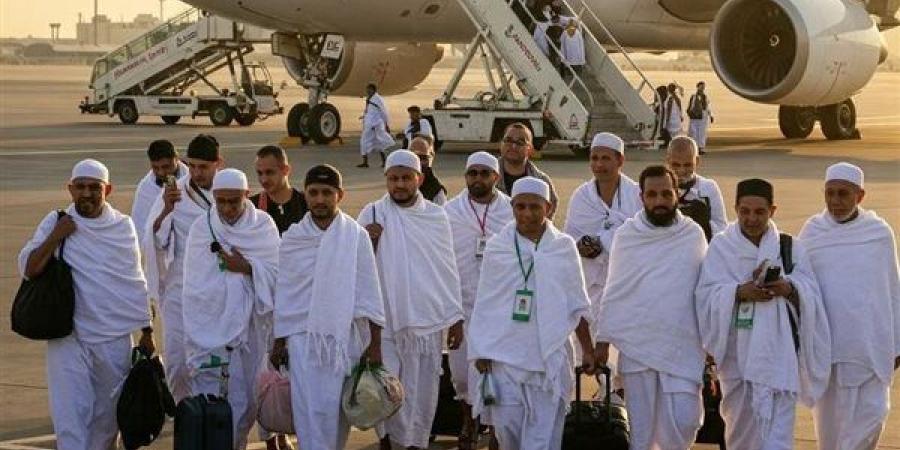 عودة
      جميع
      حجاج
      السياحة
      إلى
      أرض
      الوطن
      بعد
      انتهاء
      موسم
      الحج - نجد الاخبارية