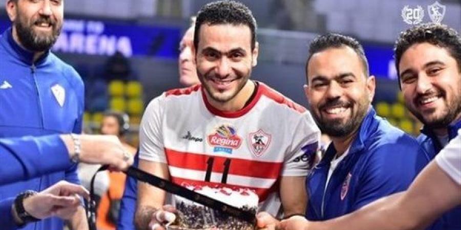 الزمالك
      يقترب
      من
      تجديد
      عقد
      كابتن
      فريق
      الكرة
      الطائرة
      أحمد
      يوسف
      عفيفي - نجد الاخبارية