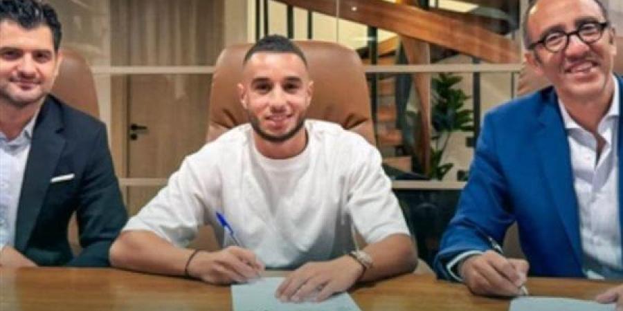 رسميا..
      الرجاء
      المغربى
      يتعاقد
      مع
      بلال
      ولد
      الشيخ
      هدف
      الزمالك
      السابق - نجد الاخبارية